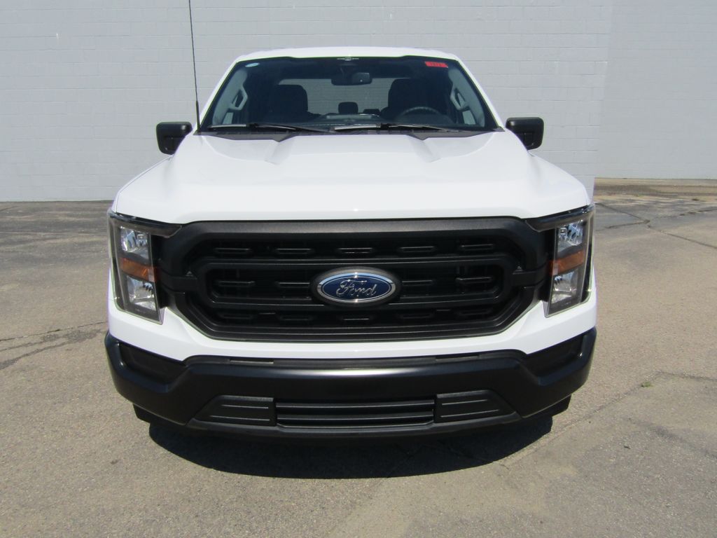 2023 Ford F-150 XL photo 3
