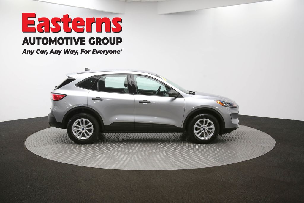 2022 Ford Escape S photo 33