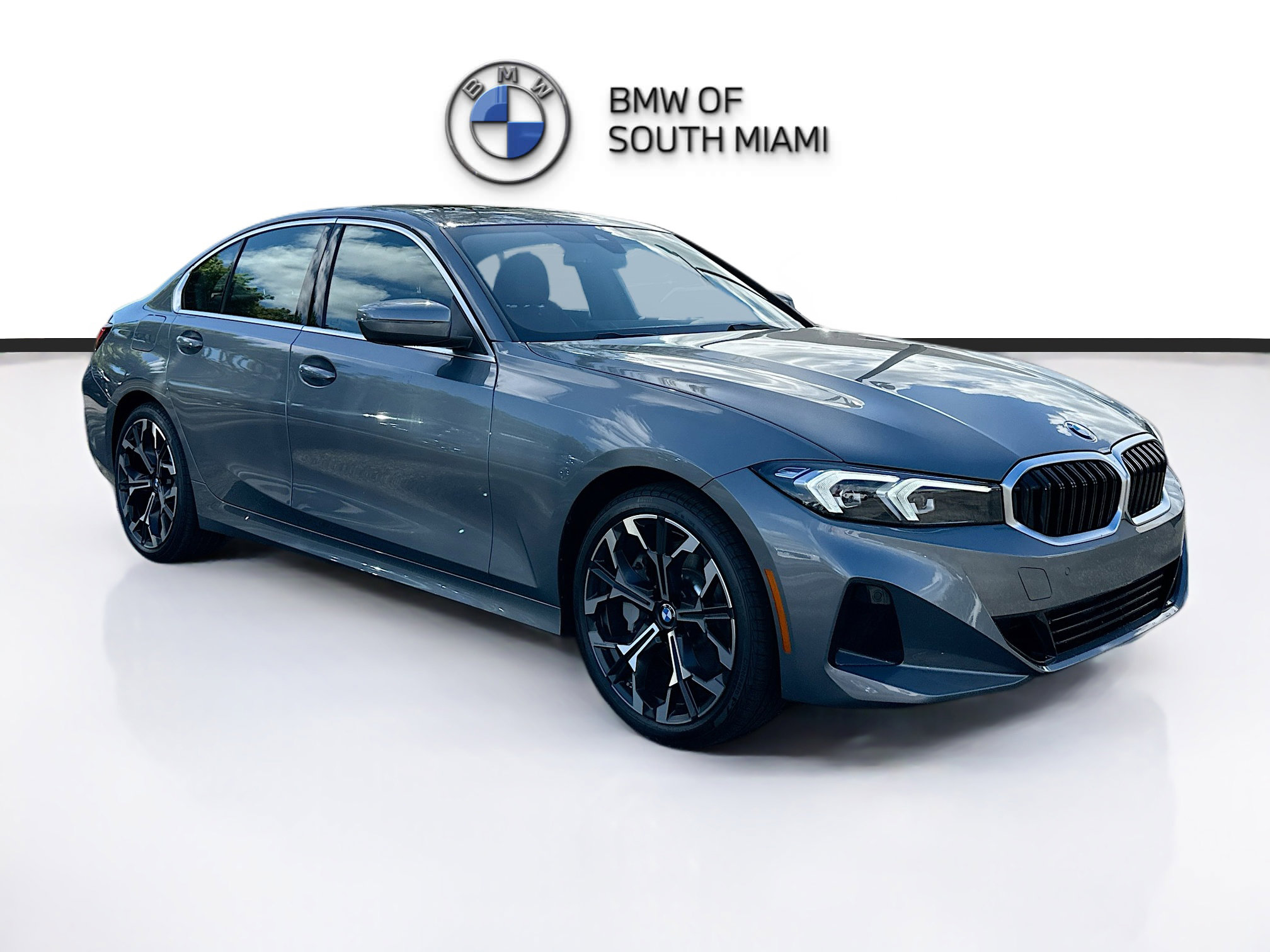 2026 BMW 3 Series 330i's photo