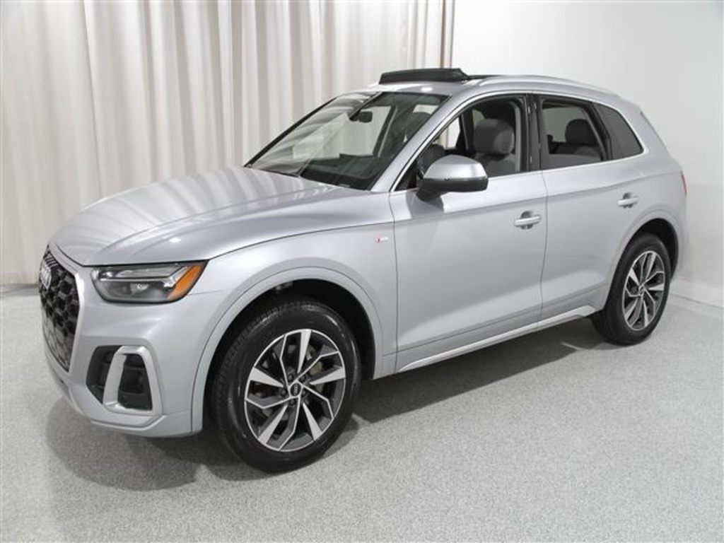 2022 Audi Q5 2.0T Premium S line photo 2