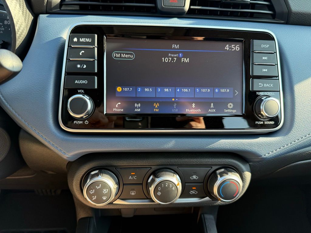 2025 Nissan Versa SV photo 16