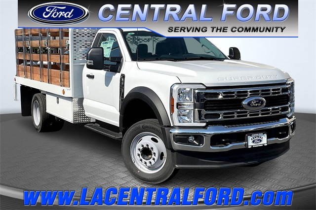 2024 Ford F-450 Super Duty Chassis Cab XL's photo