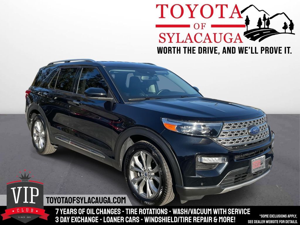 2024 Ford Explorer Limited's photo