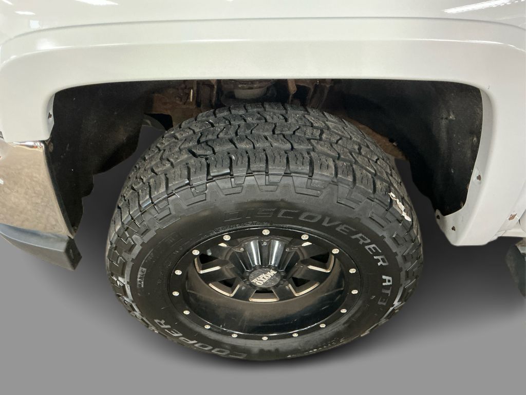 2016 Chevrolet Silverado 1500 LT photo 14
