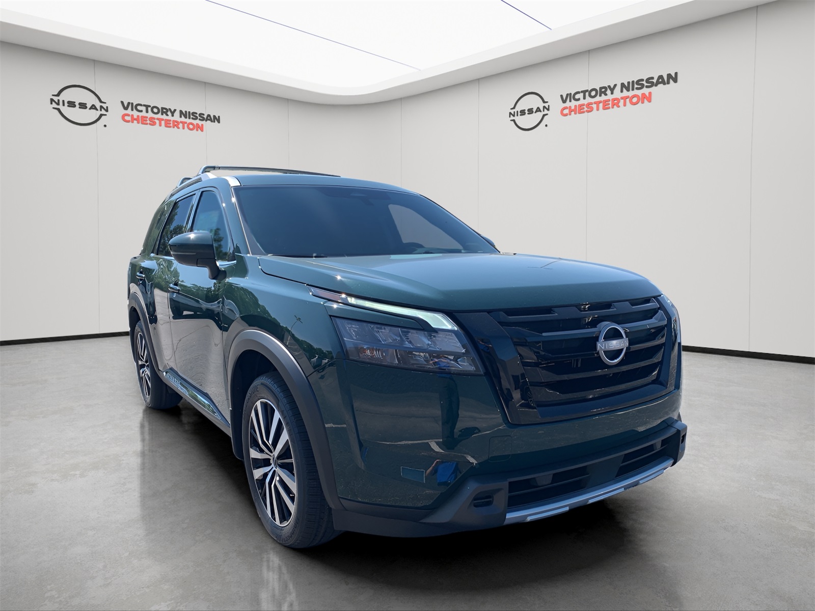 2025 Nissan Pathfinder Platinum photo 6