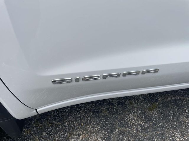 2025 Gmc Sierra 1500 SLT photo 17