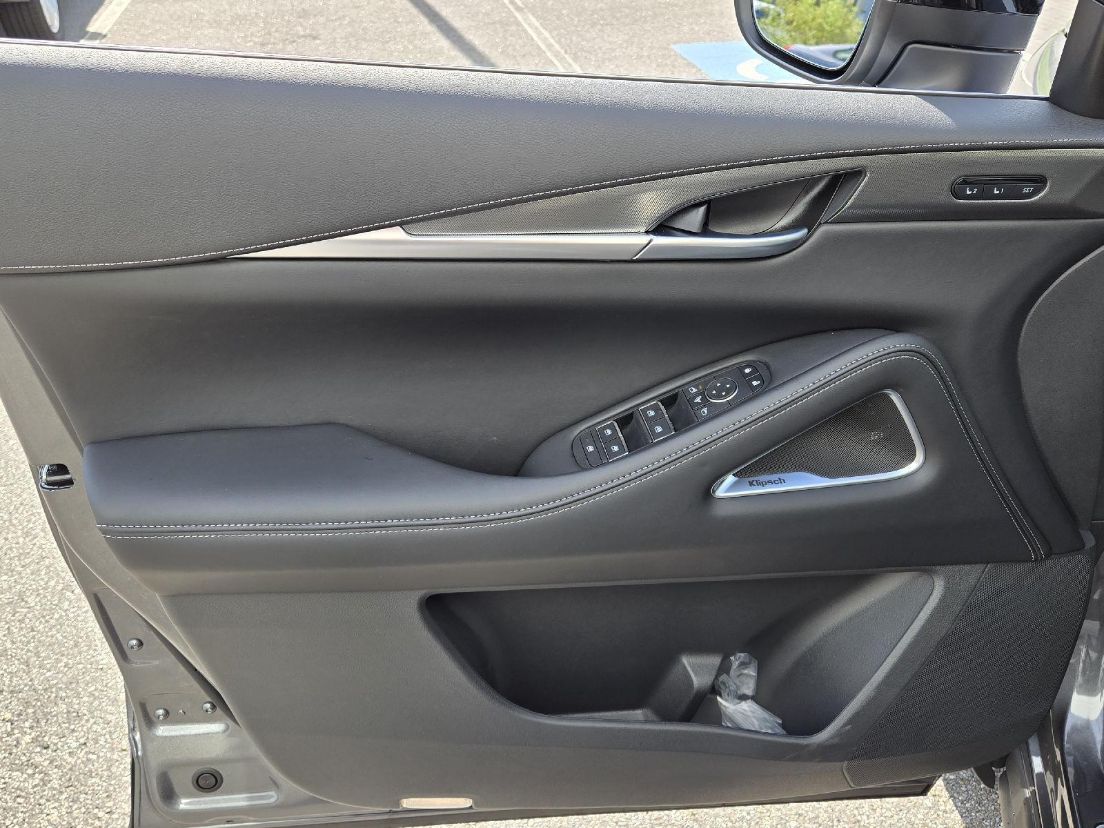 2026 Infiniti QX60 Luxe AWD photo 8