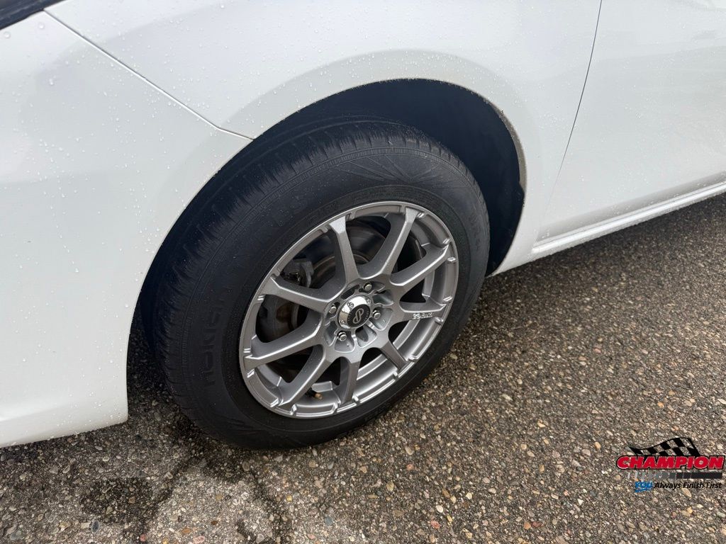 2016 Nissan Versa 1.6 SV photo 19