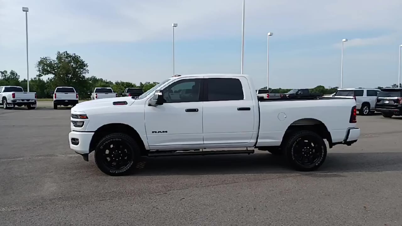 2025 Ram 2500 Big Horn photo 4