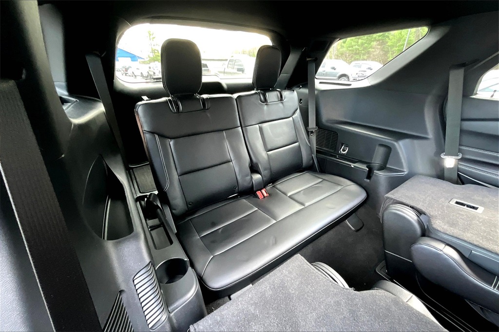 2023 Ford Explorer ST photo 15