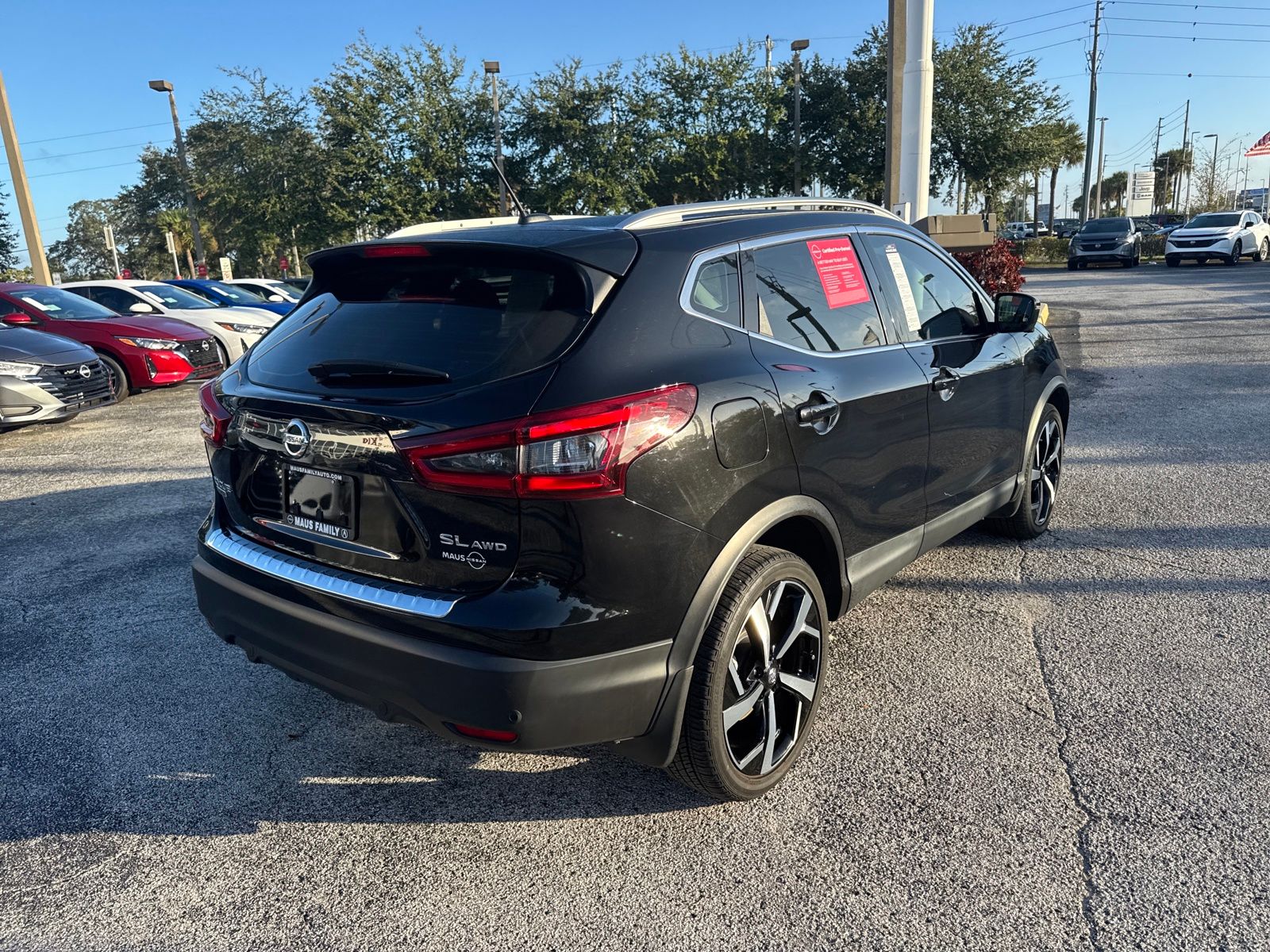 2022 Nissan Rogue Sport SL photo 4