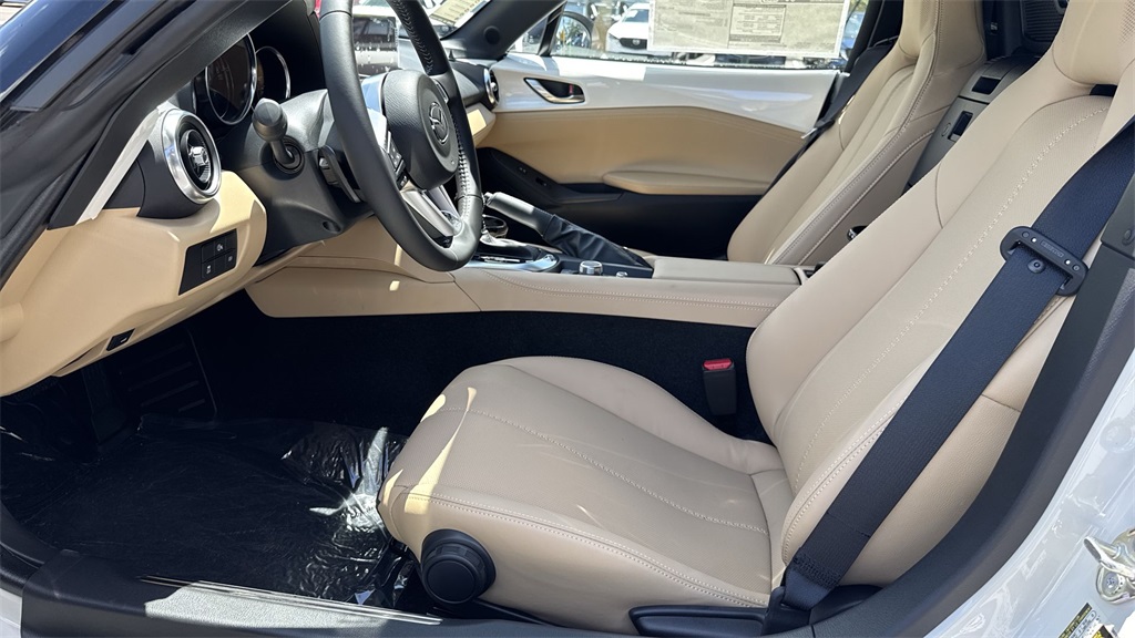2025 Mazda MX-5 Miata Miata Grand Touring photo 29