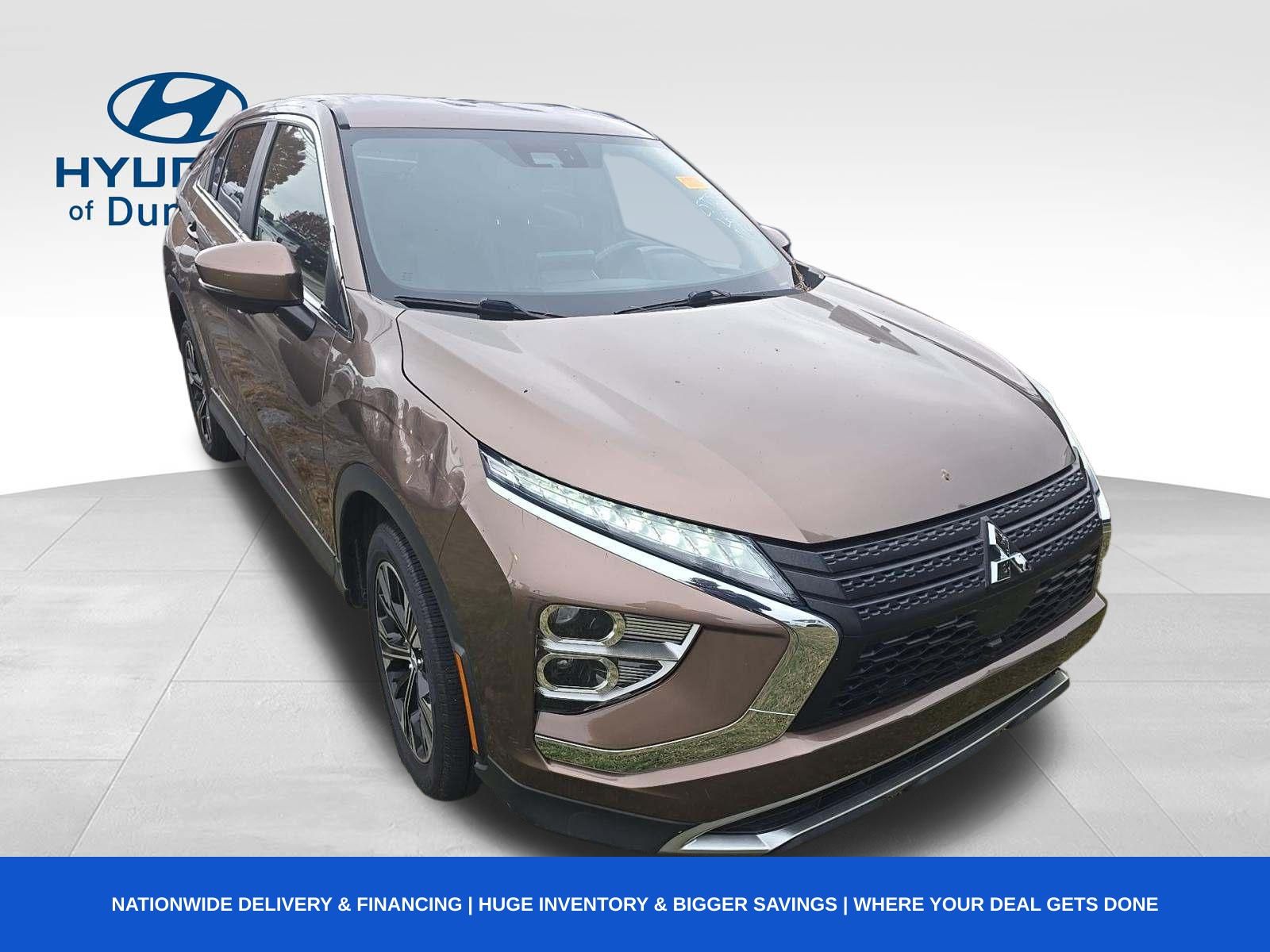 2022 Mitsubishi Eclipse Cross SEL's photo