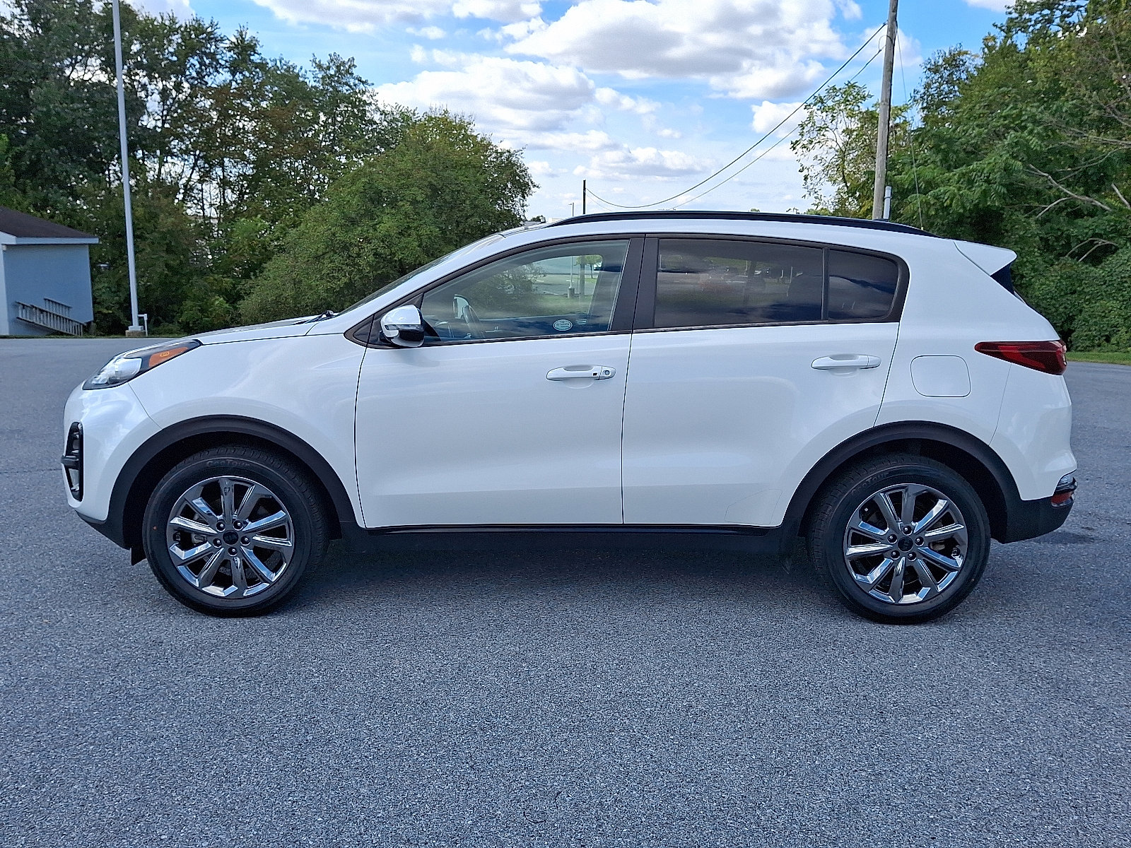 2022 Kia Sportage Nightfall Edition photo 4