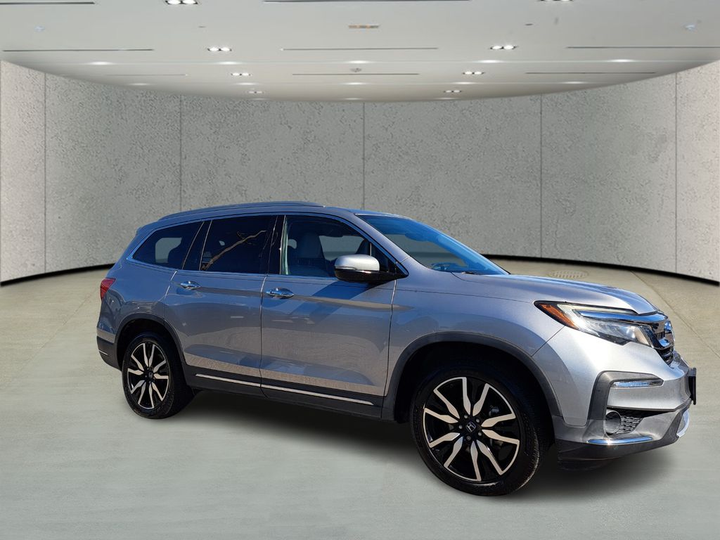 2021 Honda Pilot Touring photo 3
