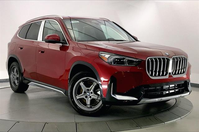 2026 BMW X1 28i's photo