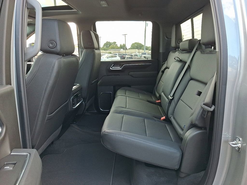 2025 Gmc Sierra HD SLT photo 10