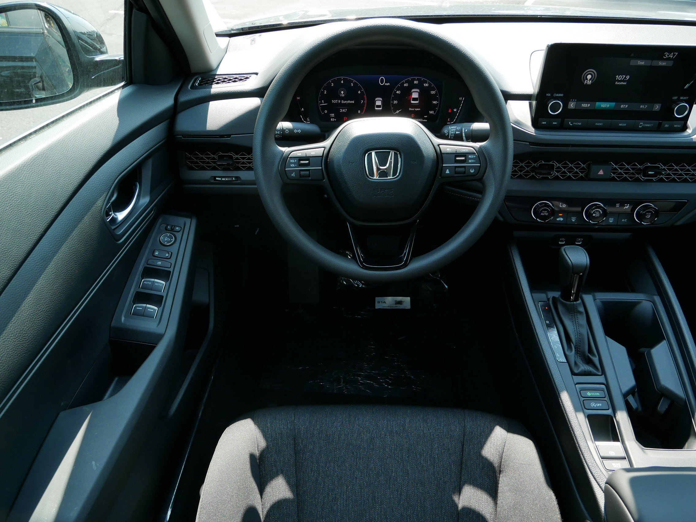 2025 Honda Accord LX photo 21