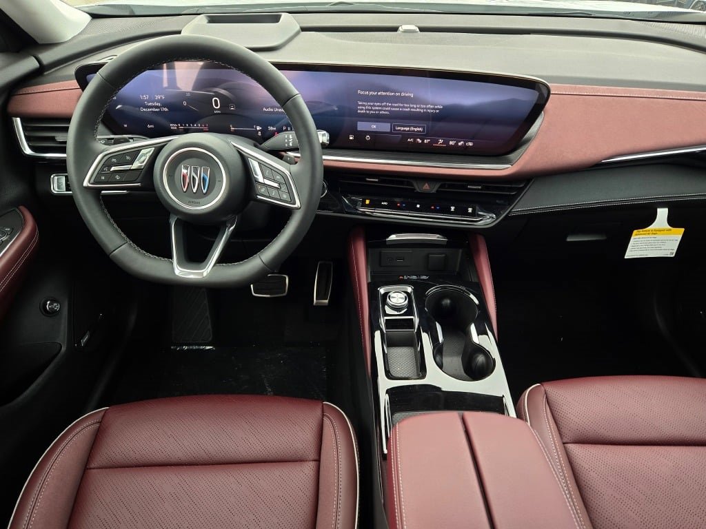 2025 Buick Envision Sport Touring photo 17