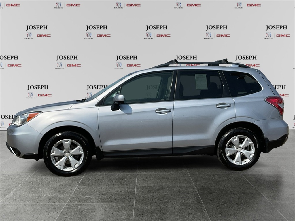 2016 Subaru Forester 2.5i Premium photo 5