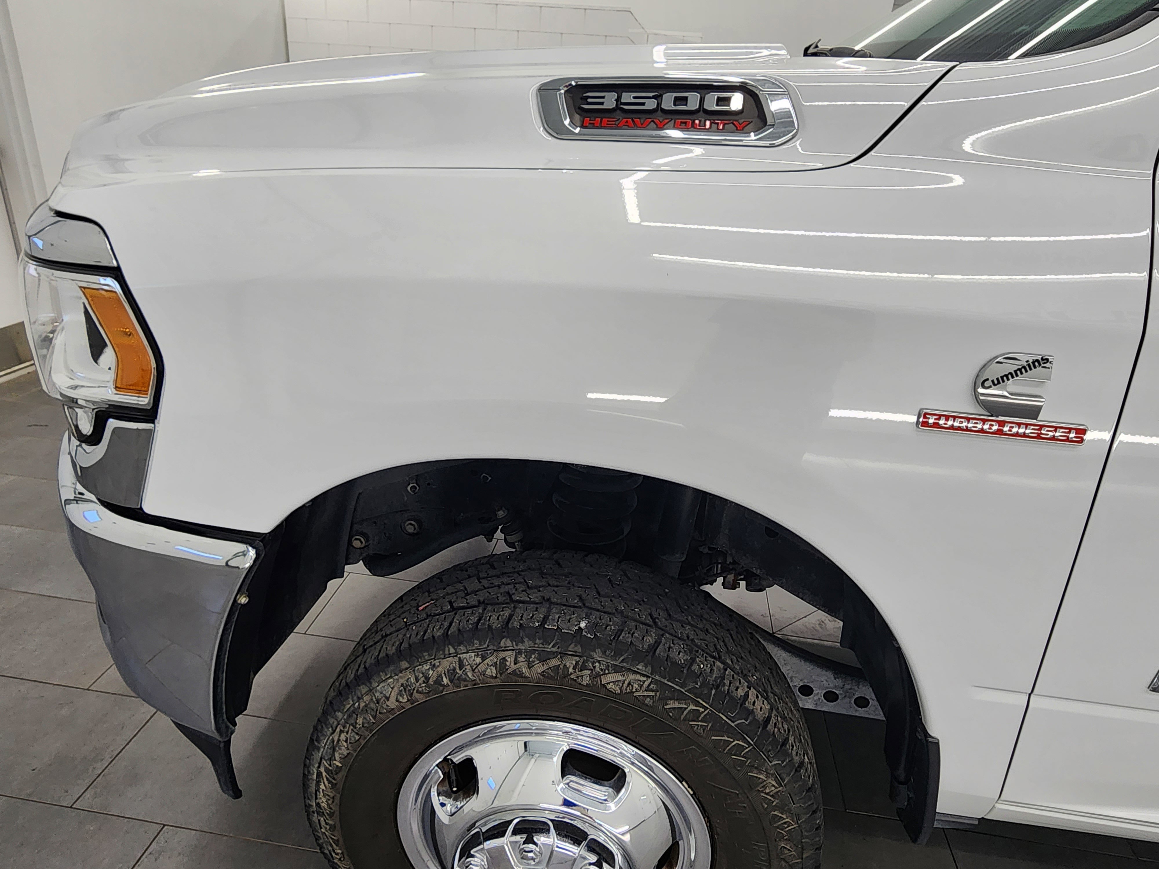 2022 Ram 3500 photo 12