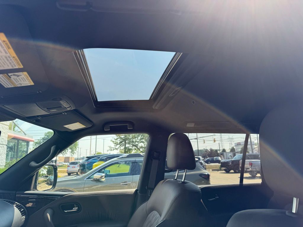 2024 Nissan Armada Platinum photo 4