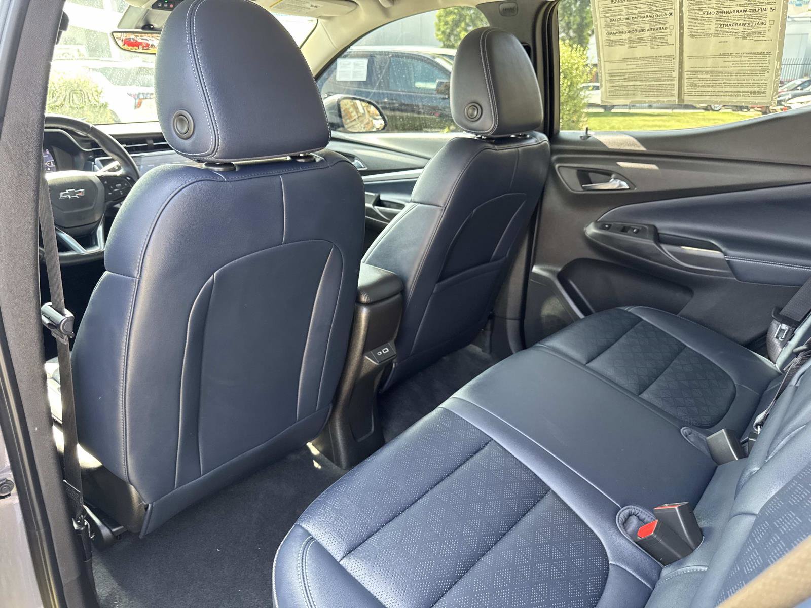 2022 Chevrolet Bolt EUV Premier photo 10