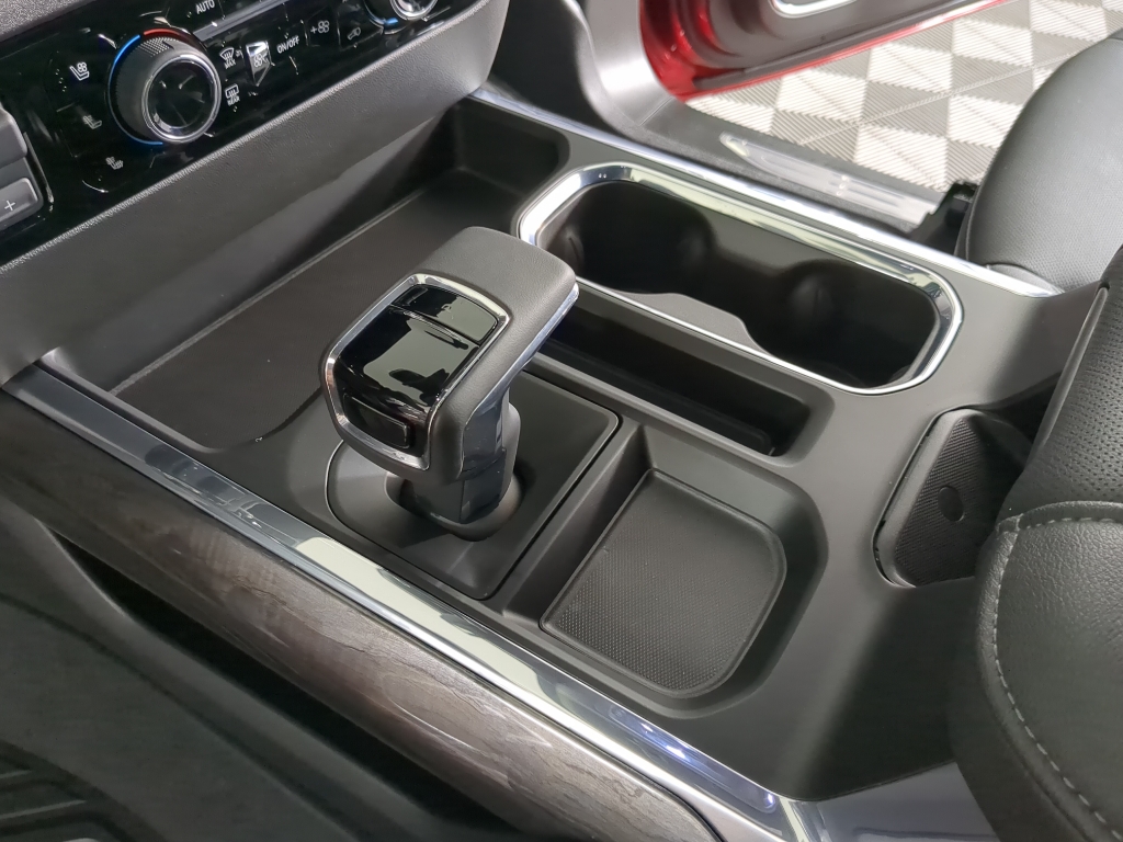 2024 Chevrolet Silverado 1500 LTZ photo 23