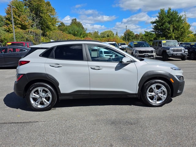 2023 Hyundai Kona SEL photo 7
