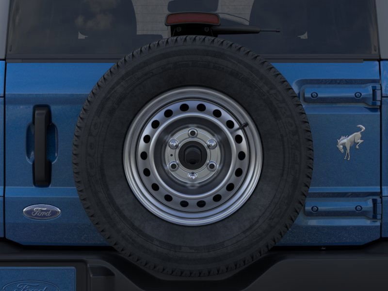 2025 Ford Bronco Base photo 18