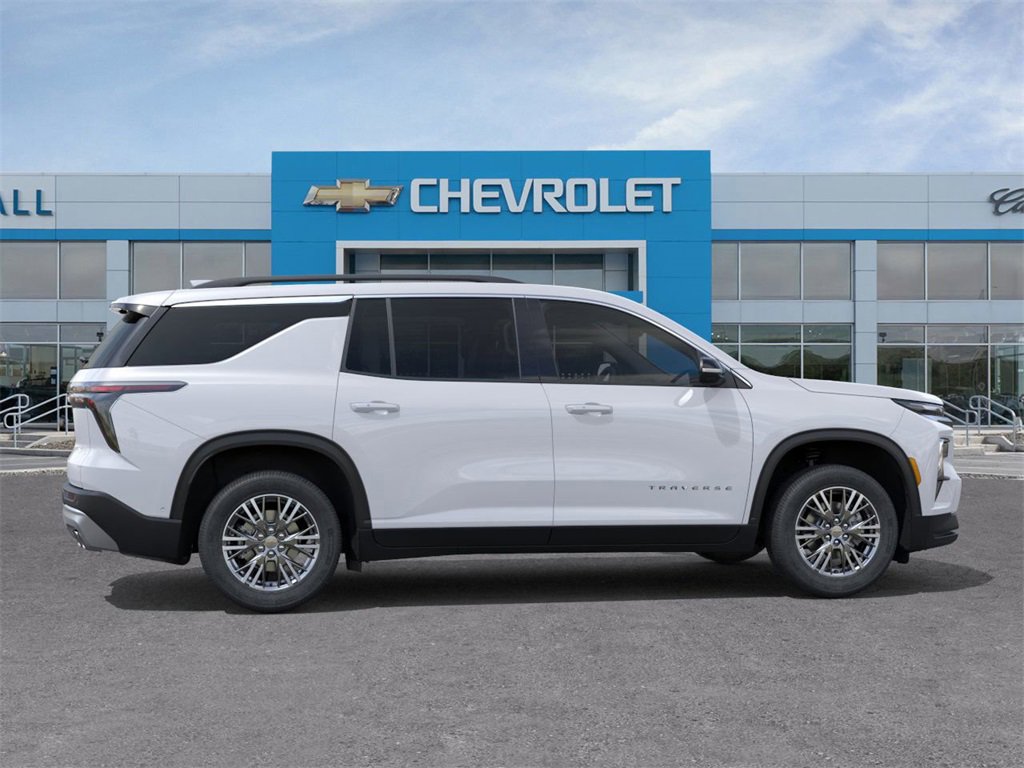 2026 Chevrolet Traverse photo 4