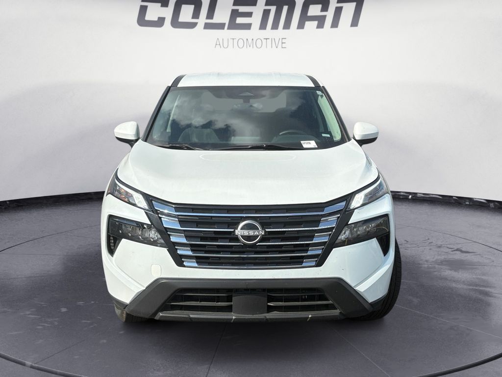 2024 Nissan Rogue SV photo 8