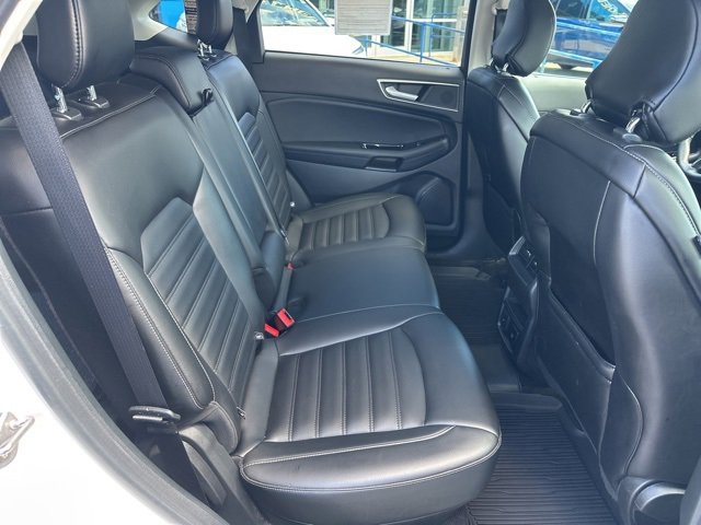 2019 Ford Edge SEL photo 14