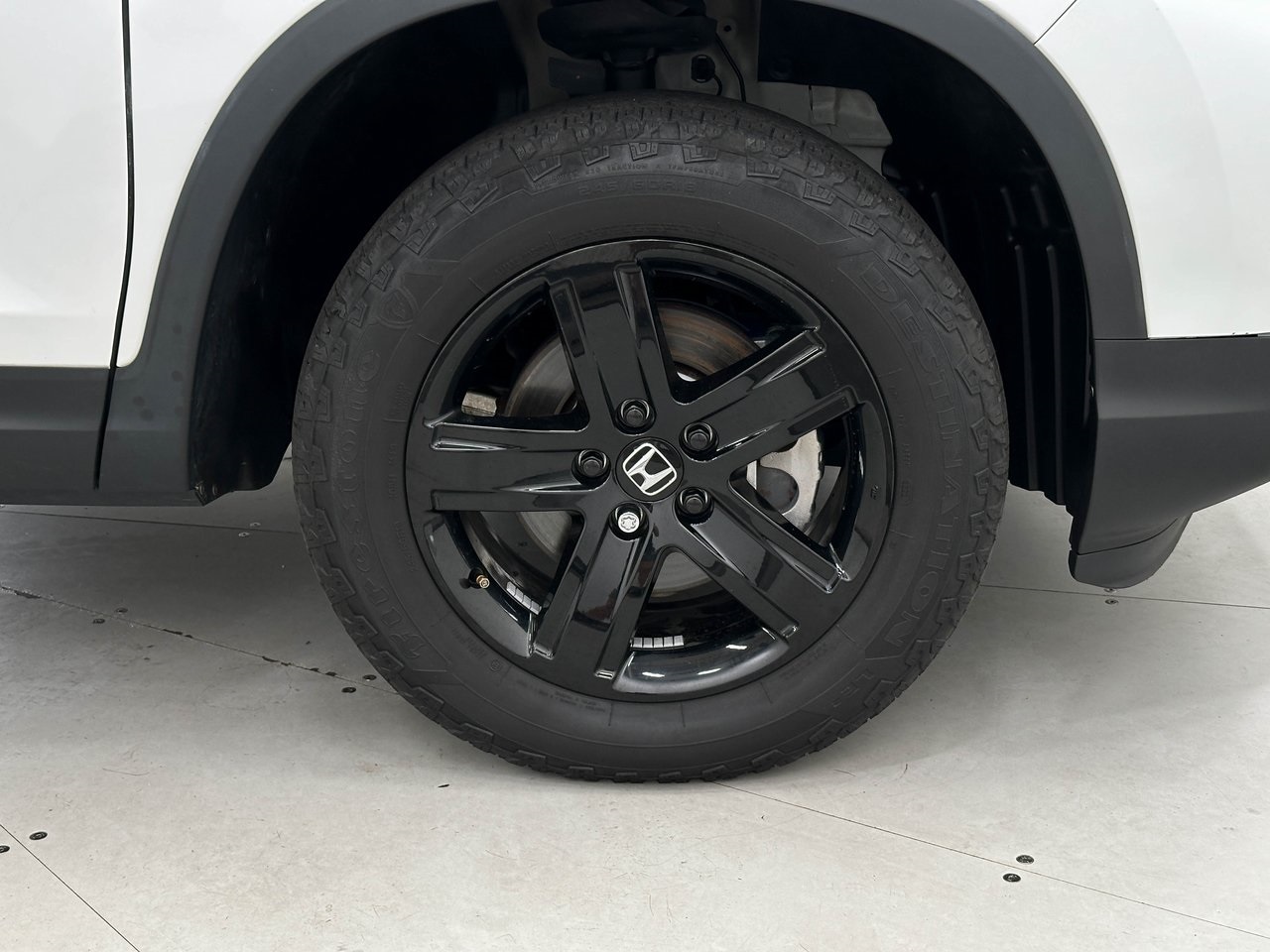 2023 Honda Ridgeline Black Edition photo 32
