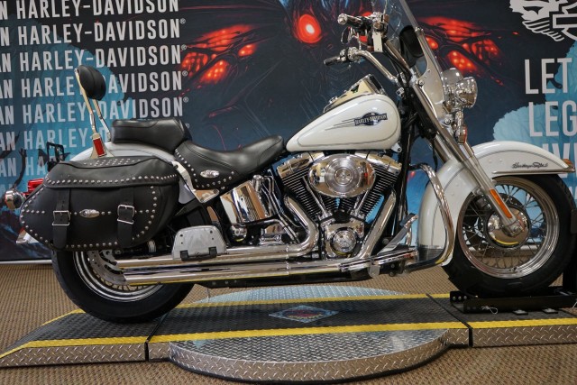 Pre-Owned 2004 Harley-Davidson FLSTC/FLSTCI Heritage Softail