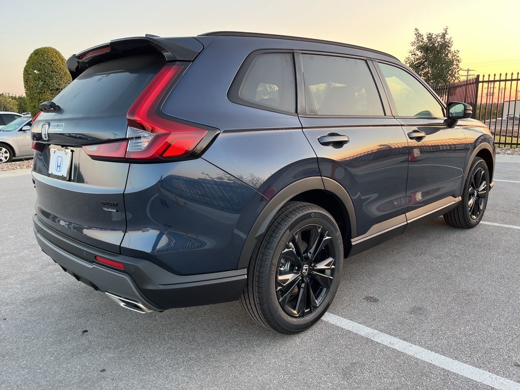 2026 Honda CR-V Sport Touring Hybrid photo 2