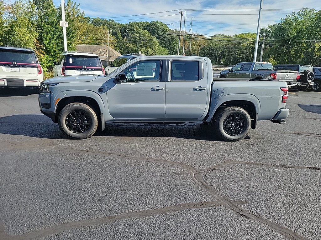2026 Nissan Frontier Crew Cab SV photo 2
