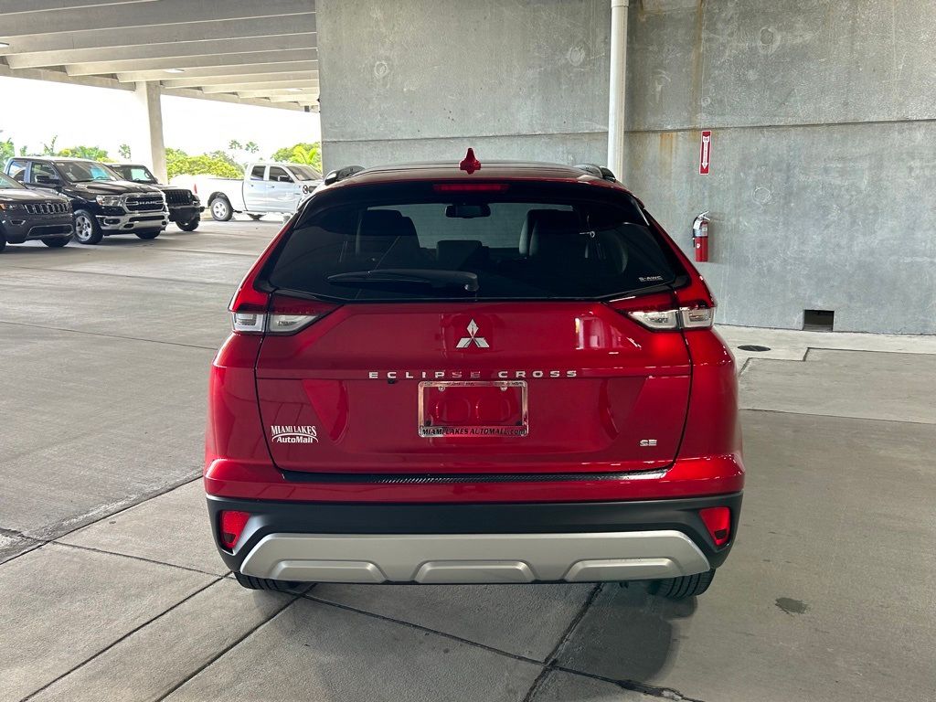 2024 Mitsubishi Eclipse Cross SE photo 4