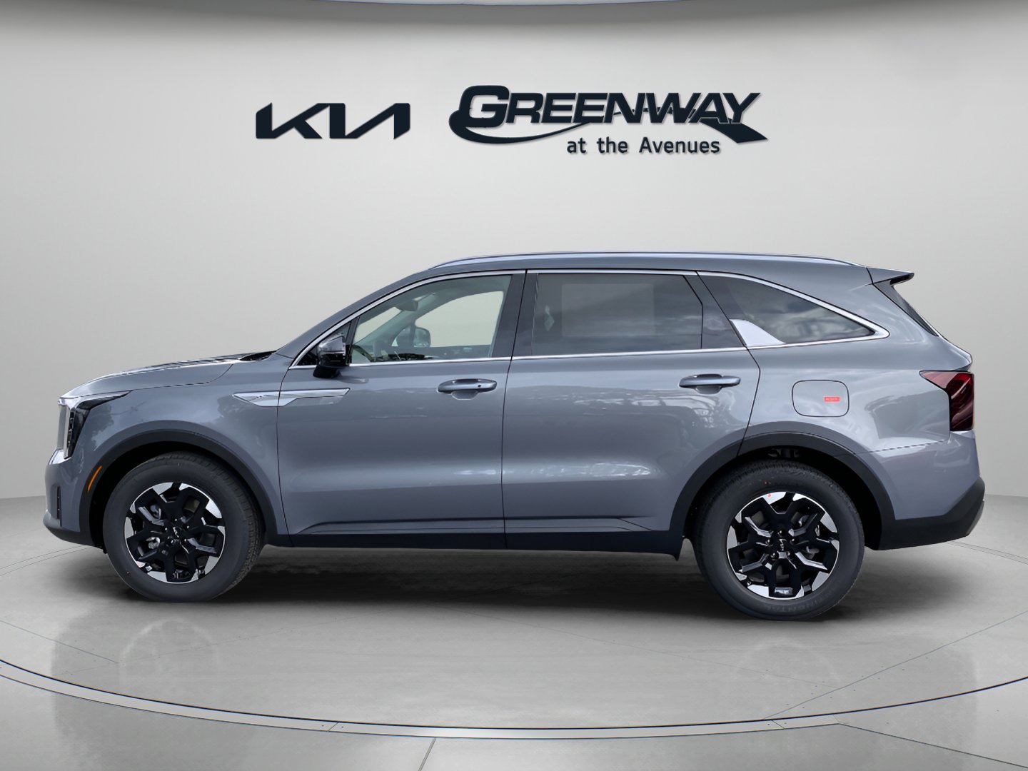 2025 Kia Sorento S photo 2