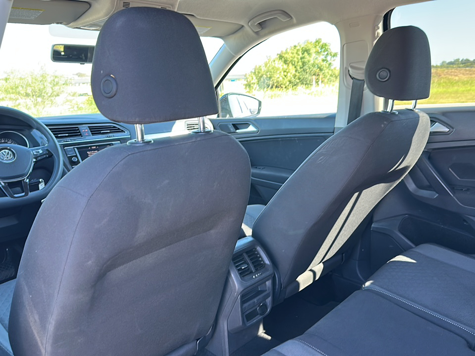 2021 Volkswagen Tiguan S photo 4