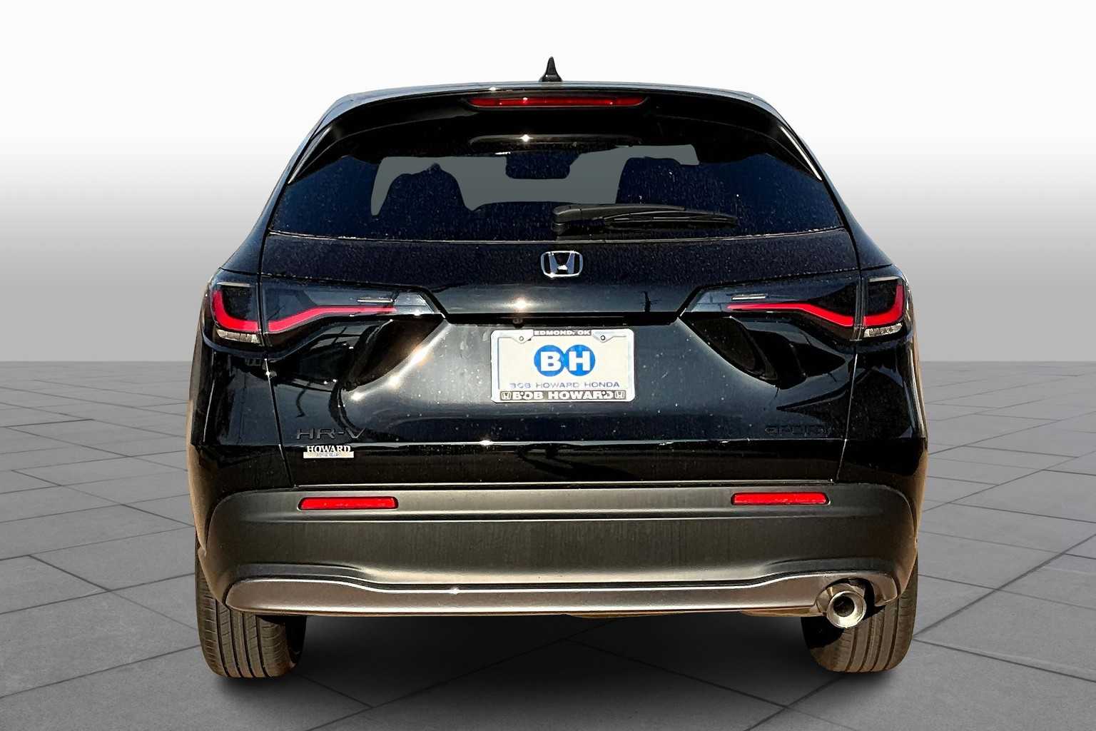 2026 Honda HR-V Sport photo 4