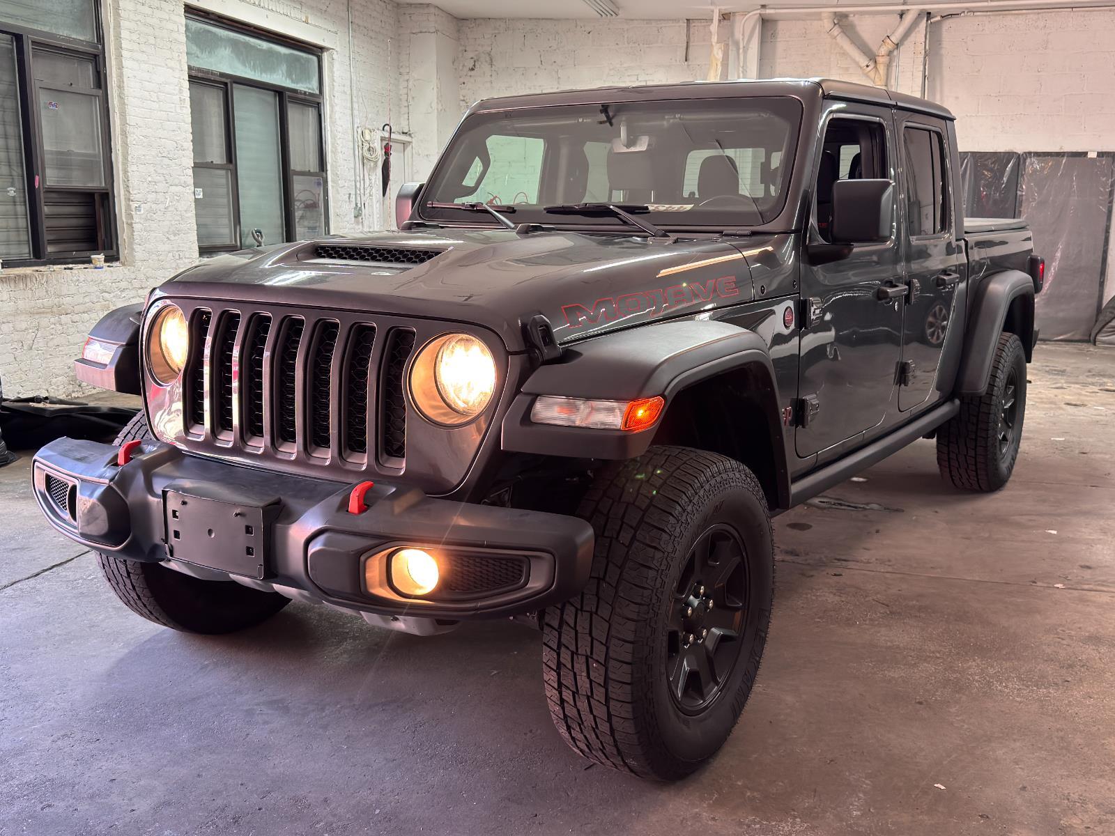 2023 Jeep Gladiator Mojave's photo