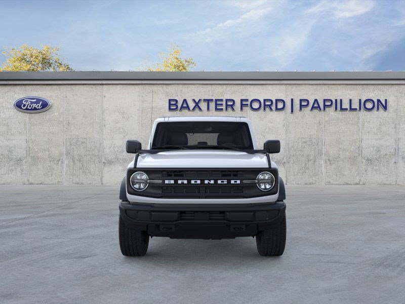 2025 Ford Bronco Base photo 15