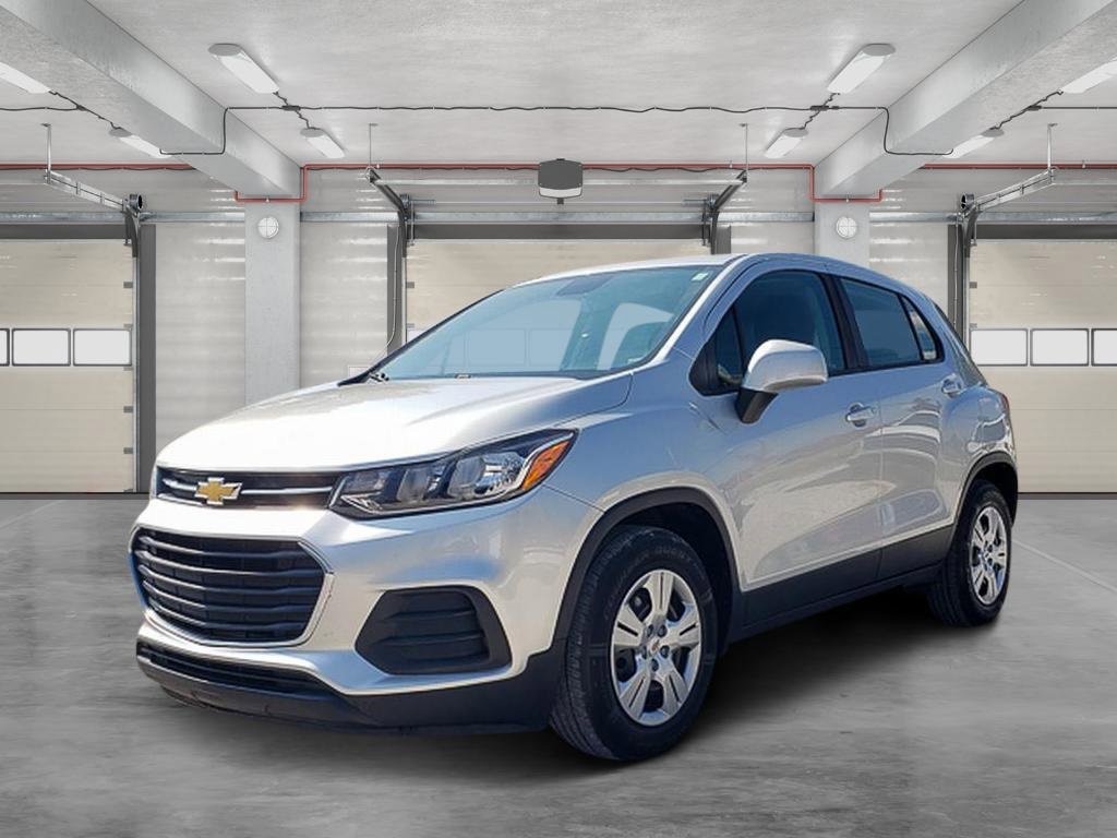 2017 Chevrolet Trax LS photo 3