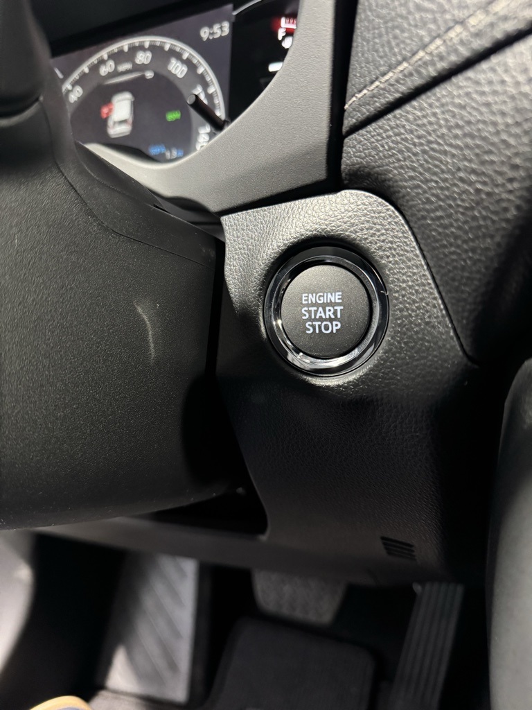 2025 Toyota RAV4 XLE Premium photo 41