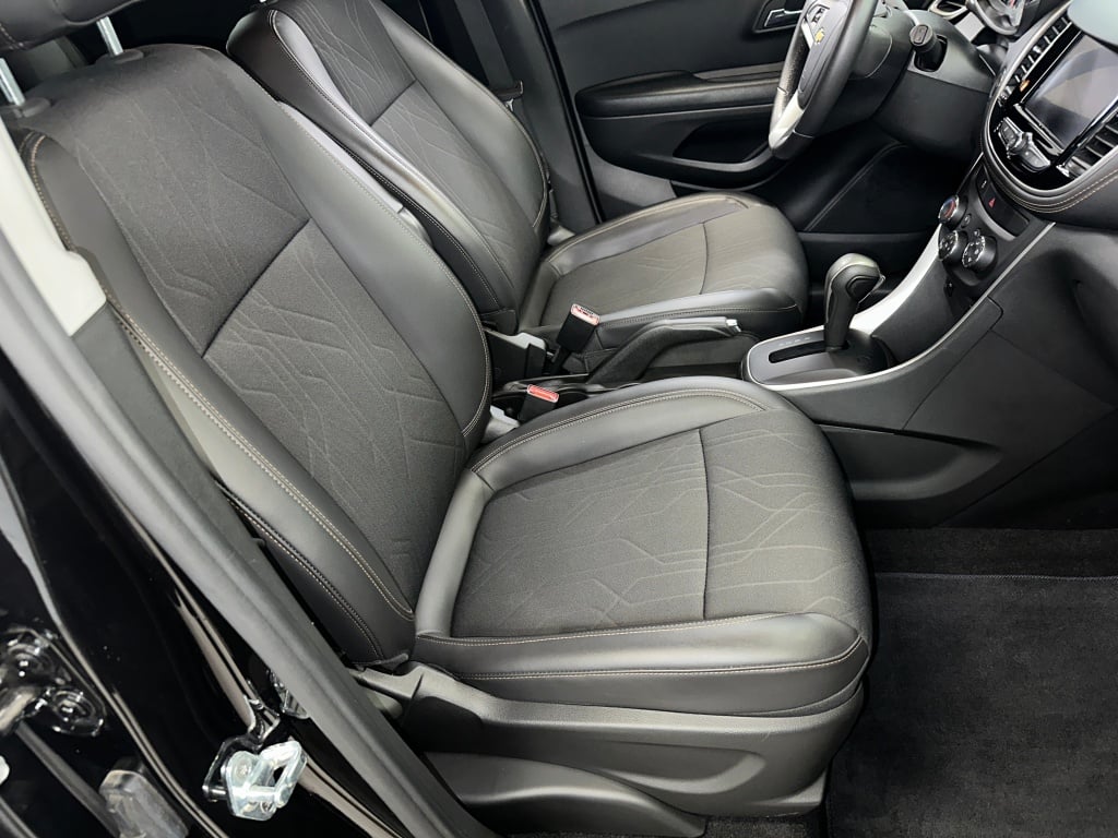 2022 Chevrolet Trax LT photo 24