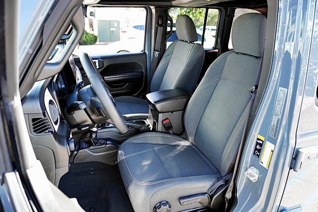2024 Jeep Wrangler Sport S 4xe photo 13
