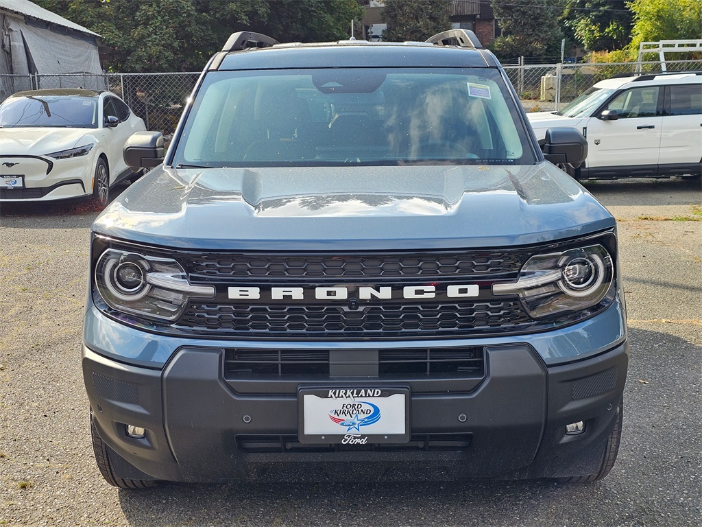 2025 Ford Bronco Sport Outer Banks photo 2