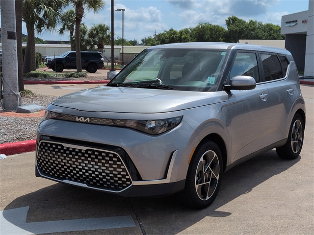 2024 Kia Soul EX photo 3