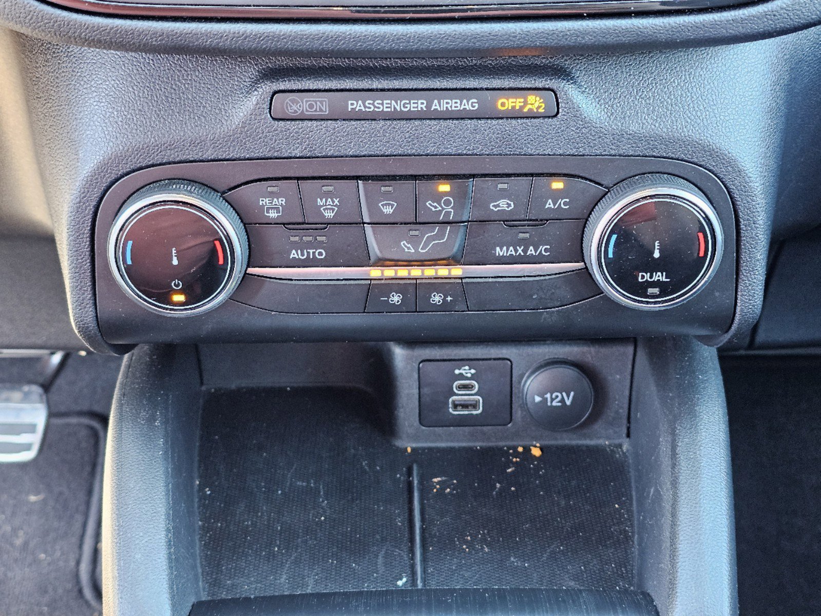 2024 Ford Escape ST-Line photo 20